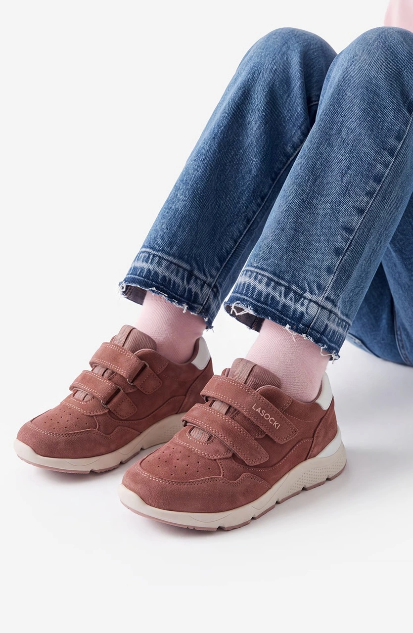 Sneakersy zamszowe