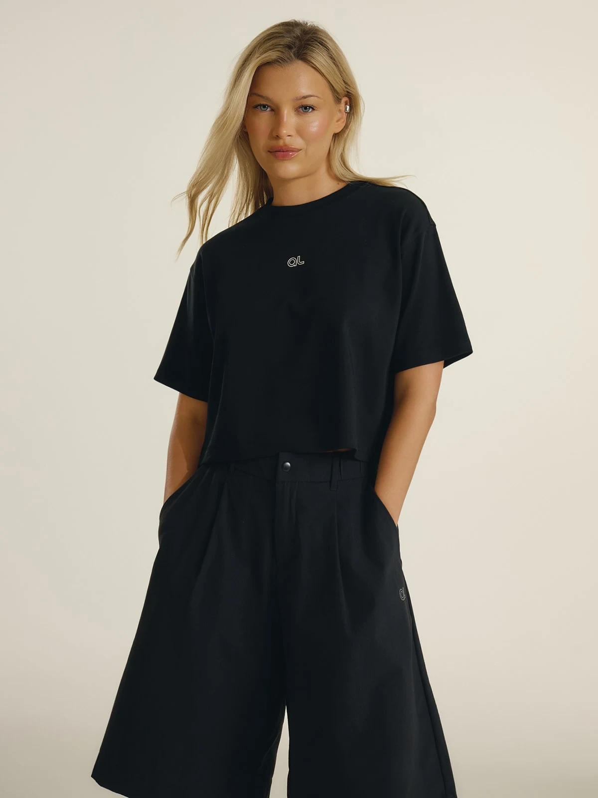 4F T-shirt loose gładki damski 4F | Anna Lewandowska - czarny
