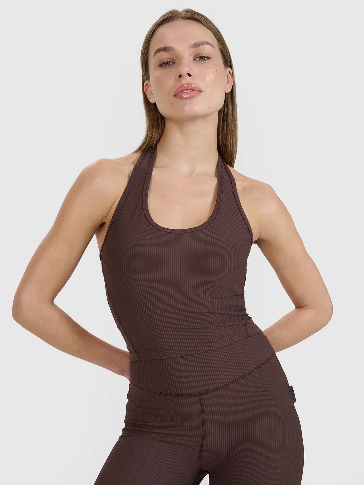 4F Crop top slim gładki damski 4F | Anna Lewandowska - brązowy